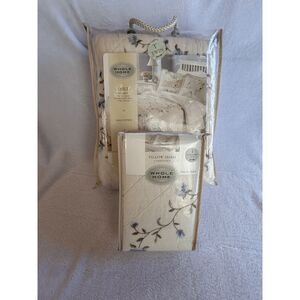 Whole Home 100% Cotton Twin Size Quilt & One Pillow Sham, Floral Embroidery NIB